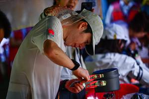 BIB: 321
                            <button type="button" onclick="openModal(22361156)" class="btn btn-primary btn-sm float-right btn-popup" data-toggle="modal" data-target=".modal-high-quality">
                        <i class="fas fa-shopping-cart"></i> Add to Cart
                    </button>
                                            <button type="button" onclick="isThisMe(22361156, true)" class="btn btn-success btn-sm float-right btn-popup btn-isme hidden" data-toggle="tooltip" data-placement="bottom" title="นี่คือรูปของคุณใช่ไหม คลิกที่นี่เพื่อเอาเข้าอัลบั้ม">
                        <i class="fas fa-plus"></i> Add to album
                    </button>
                    <button type="button" onclick="isThisMe(22361156, false)" class="btn btn-warning btn-sm float-right btn-popup btn-isnotme hidden">
                        <i class="fas fa-ban"></i> Remove from album
                    </button>